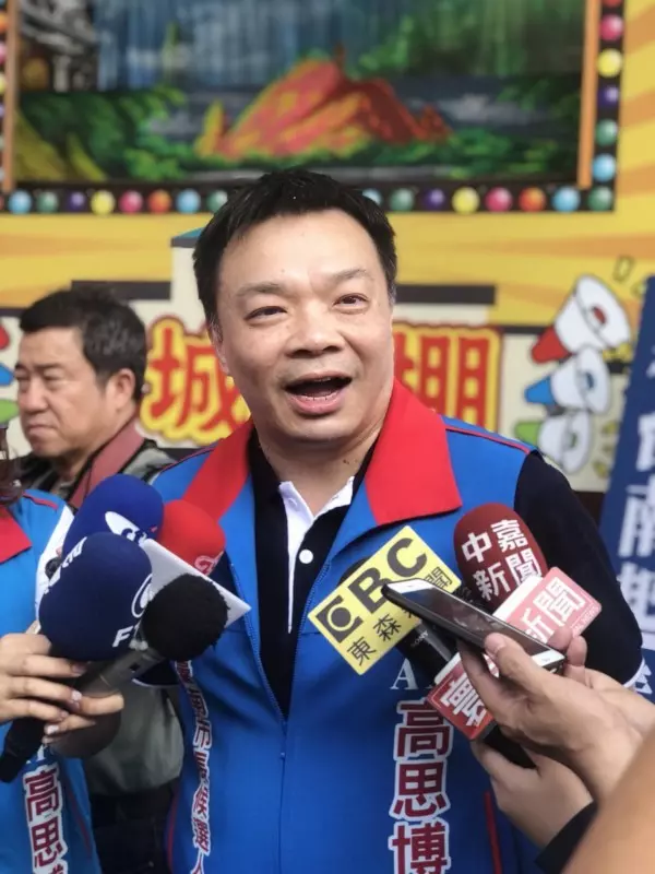 被民調逼瘋? 黃偉哲團隊:高思博快被「虧雞」超越