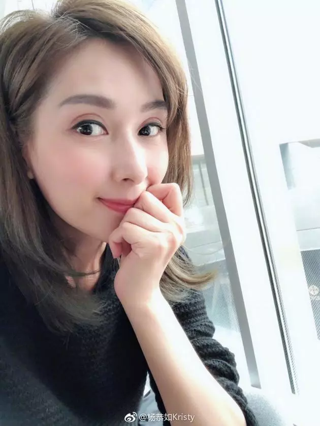 你還記得《風雲》里的TA嗎?44歲楊恭如那麼久沒見,結果現在變成… 網友:怎麼可能?!