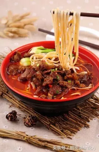 太值了,這才是八碗香鍋面的正宗配方,看完可以開麵館了