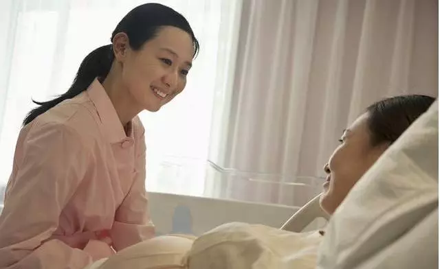 生了一個女兒,婆婆讓我不用坐月子,卻沒想到我媽居然也這麼實際