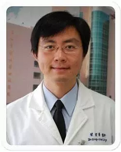 乳科名醫梁宏華偷拍37女病患 法院判緩刑5年內禁止檢查乳房