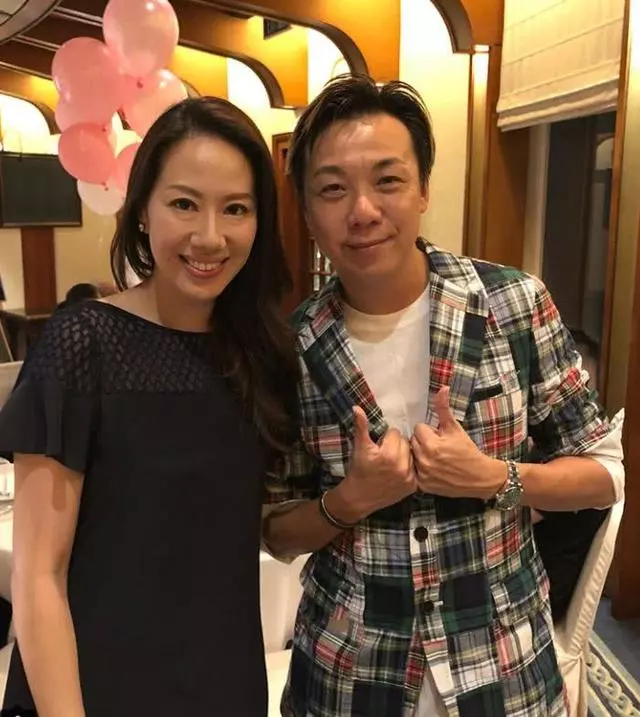 【五官像爸爸~】熊黛林為雙胞胎舉辦百日宴,首次公開女兒樣貌!