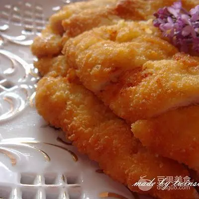 吮指酥炸雞排的做法~
