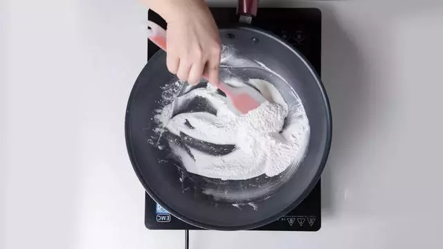 超簡單的冰皮月餅,自己做孩子吃的更放心!