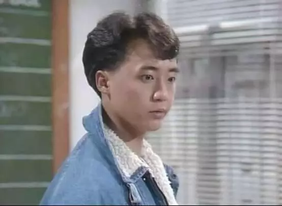 【曾是TVB最痴情綠葉!】原來他是「隱形富二代」!離巢後打理家族生意!和歌手王傑竟然還有這樣的關係!