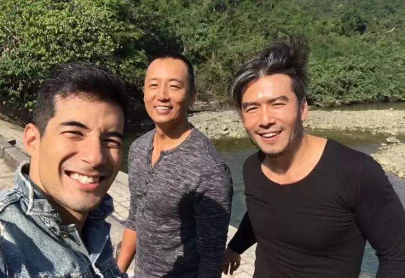 【曾是TVB最痴情綠葉!】原來他是「隱形富二代」!離巢後打理家族生意!和歌手王傑竟然還有這樣的關係!