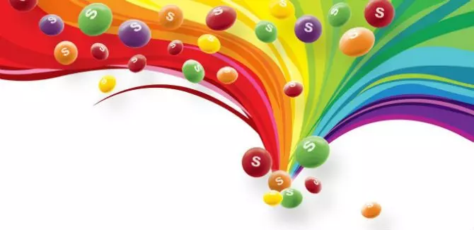 Skittles 彩虹糖竟「忘了上色」就販售,限量「純白版」的背後原因超溫暖!