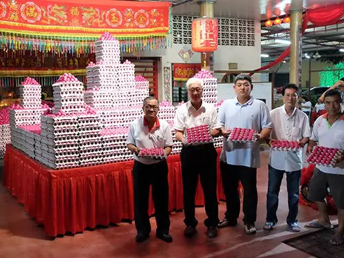 109999紅雞蛋創新高 為「藍啅大」賀壽