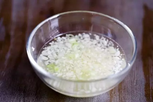 涼拌菜只要醬汁調得好,隨便拌什麼蔬菜都好吃!30年大廚的秘制醬汁送給你!