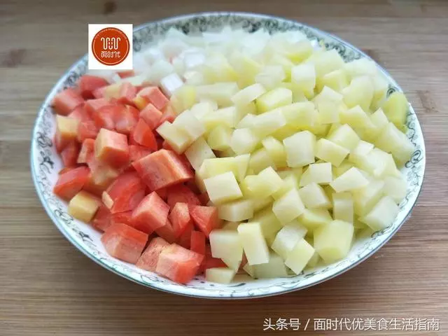電鍋就能完成的一道美味燜飯,有菜有肉,超級有營養,全家老小都喜歡!