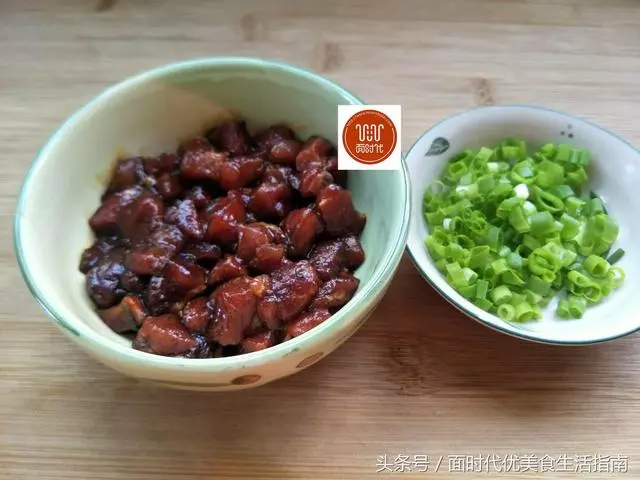 電鍋就能完成的一道美味燜飯,有菜有肉,超級有營養,全家老小都喜歡!