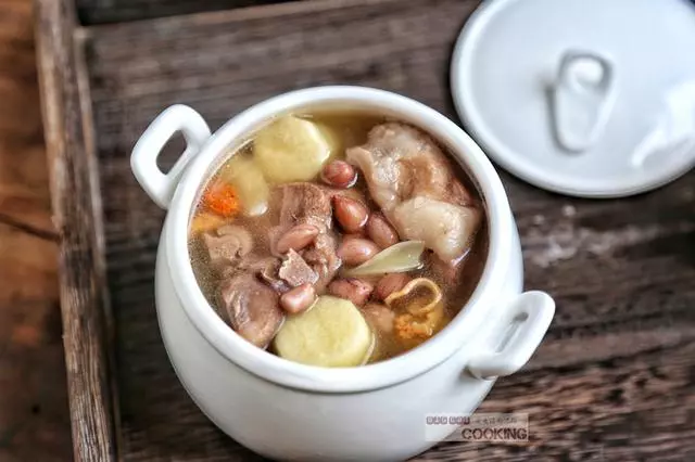 入秋就做這6款湯,滋陰潤燥,營養美味,皮膚滑溜溜,女人要常喝