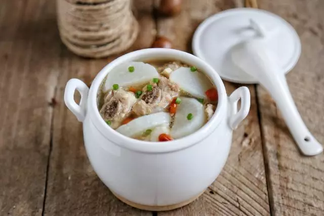 入秋就做這6款湯,滋陰潤燥,營養美味,皮膚滑溜溜,女人要常喝