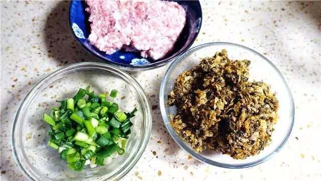 跟大廚學了招鹽菜肉包最美味的做法,一學就會,老公一口氣吃5個