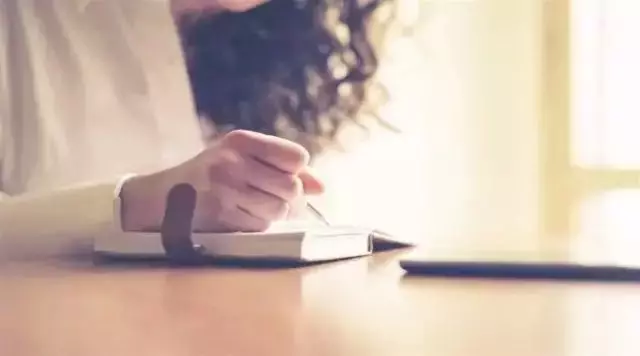 把單詞編成三字經,好讀、好記!讓孩子1天記住500個單詞!