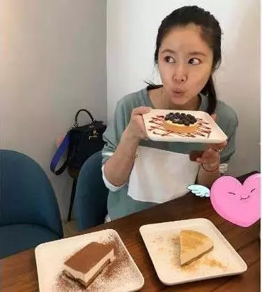 霍建華唯一承認的前女友,與41歲林心如只差3歲,衣品和顏值卻是天差地別!