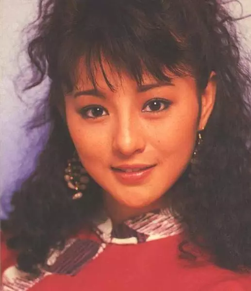 記得「最美霸王花」李賽鳳嗎?和乾兒子相戀、被老公休掉的她...如今「變這樣」讓人唏噓不已!
