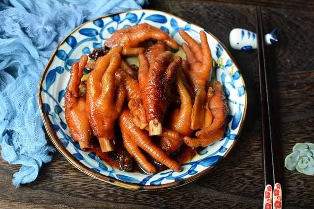 紅燒鳳爪這麼燒不破皮,入味有嚼勁,記住這幾點學會了並不難?