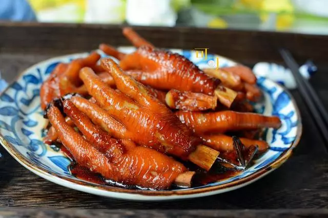 紅燒鳳爪這麼燒不破皮,入味有嚼勁,記住這幾點學會了並不難?