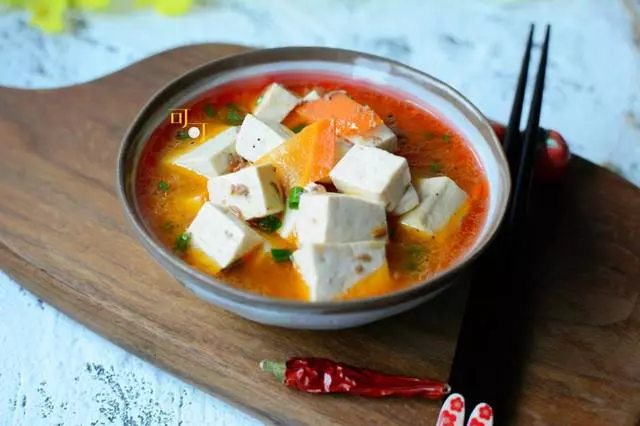 豆腐湯里加一勺這個醬,鮮香下飯,夏天喝真開胃!