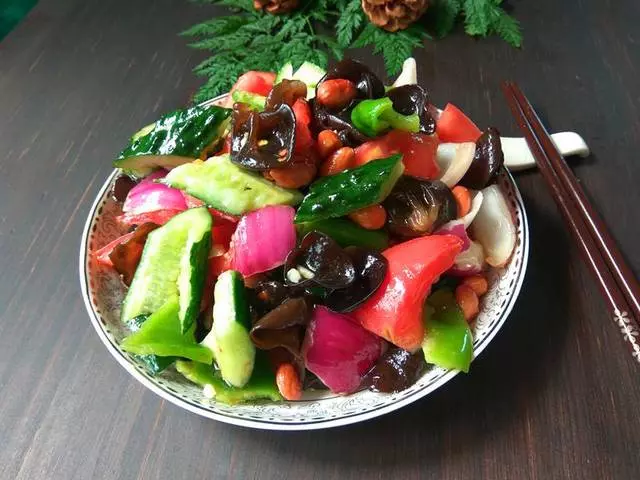吃涼拌菜最爽口了,分享10道涼拌菜,天熱消暑就靠它了!
