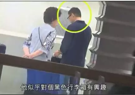 玉女掌門人獨愛風流才子,倪震耐心等人看電影,卻沒看到周慧敏!