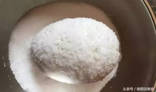 80歲奶奶醃制鹹蛋,味香流油的5個絕招,不收藏可就吃大虧了