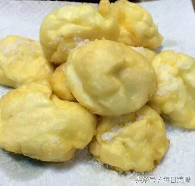 六個雞蛋攪一攪,做一道秘制小吃,外酥裡軟,入口香甜,大人孩子都喜歡!