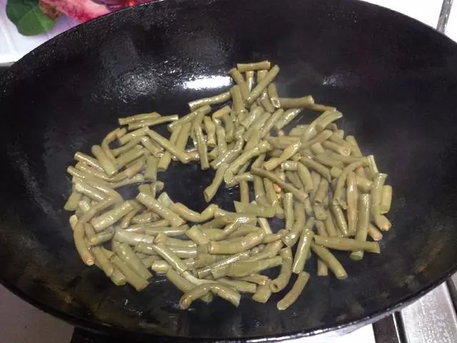 這道五花肉被譽為「飯遭殃」,吃的人停不下筷子,又香又嫩,一點都不膩!