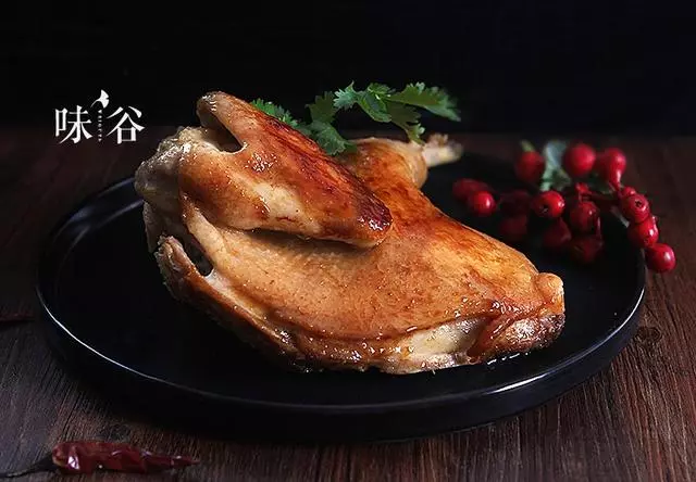 直接把雞扔進電鍋裡,出鍋居然這麼香,做好就靠這一步!