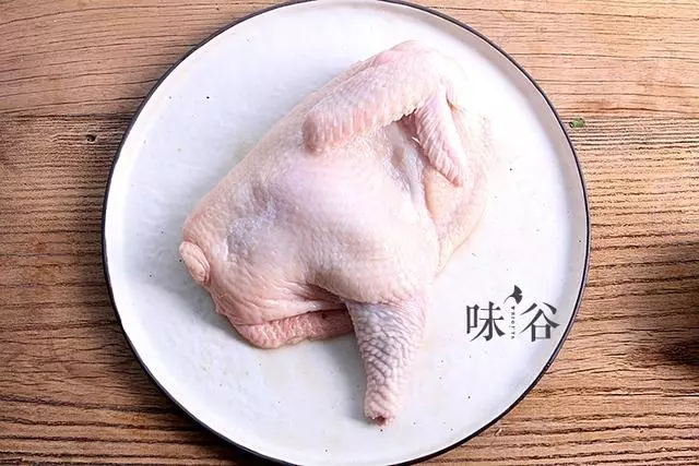 直接把雞扔進電鍋裡,出鍋居然這麼香,做好就靠這一步!