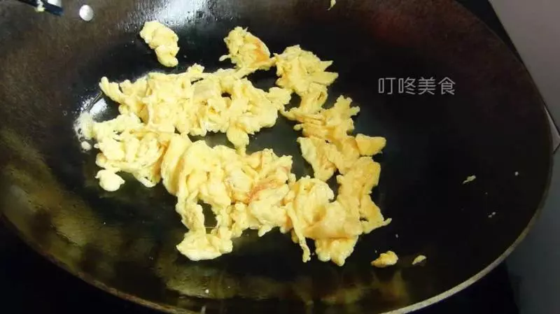 這道十分常見的家常菜,卻是補鈣王,香鮮下飯,小孩吃了身高蹭蹭長,還增強免疫力