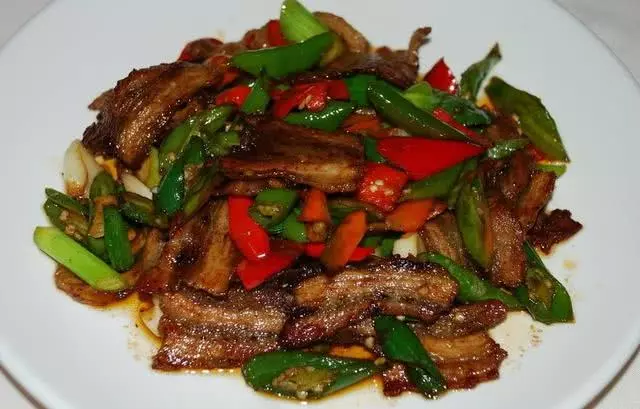 五花肉這樣才最好吃,不油膩又開胃,孩子搶著愛,煮一鍋米飯都不夠
