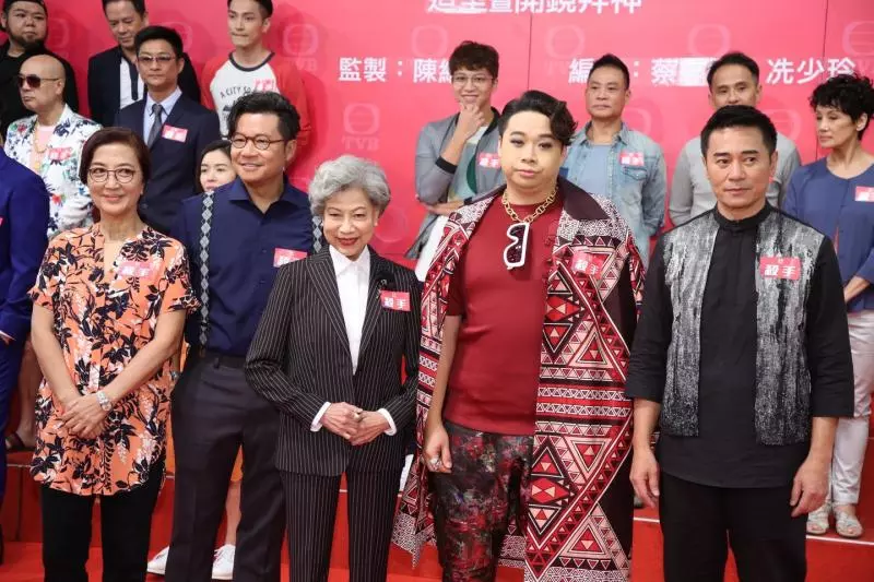 【TVB新劇造型讓人想嘔!】一眾演員角色造型丑出新天地!網友: 丑到不想看~