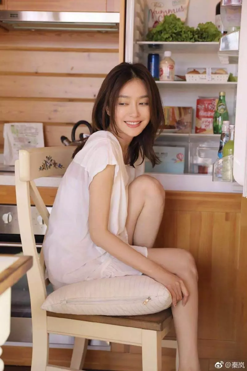 【比佘詩曼仲靚?!】《延禧攻略》的富察皇后脫下戲服美到Siao,完全看不出她已經37歲啦!