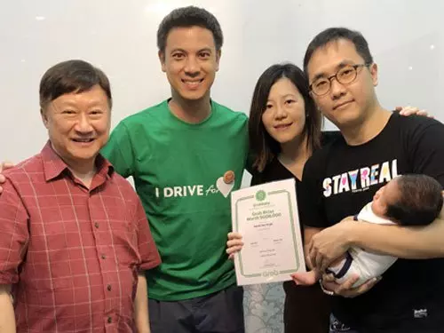 寶寶心急看世界 Grab車內出生