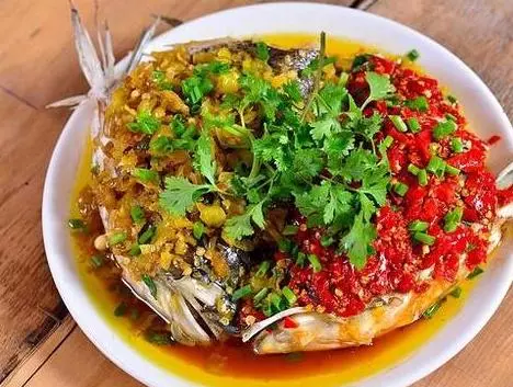 愛吃魚頭的請收藏，（精選）15種魚頭最經典的做法，天天吃不膩！