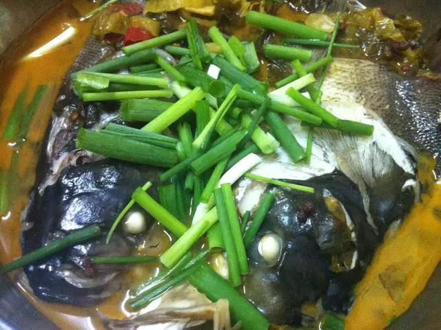 愛吃魚頭的請收藏，（精選）15種魚頭最經典的做法，天天吃不膩！