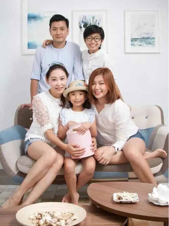誰說後媽就比較壞,楊卓娜的一視同仁,讓2個女兒大讚爸爸娶對了