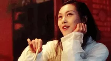 關之琳:這是我18歲,朱茵:這是我18歲,再看林青霞,歲月無情!