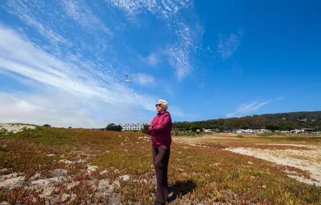 焦恩俊的80歲老娘照曝光!她滿頭銀髮卻氣質非凡,網友感嘆:「這才叫人生!」