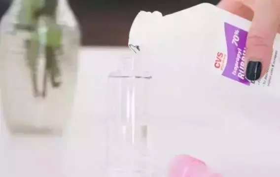 窗簾髒了不用拆,也不用機洗,教你一妙招,2分鐘快速清洗窗簾、沙發 - 讀讀