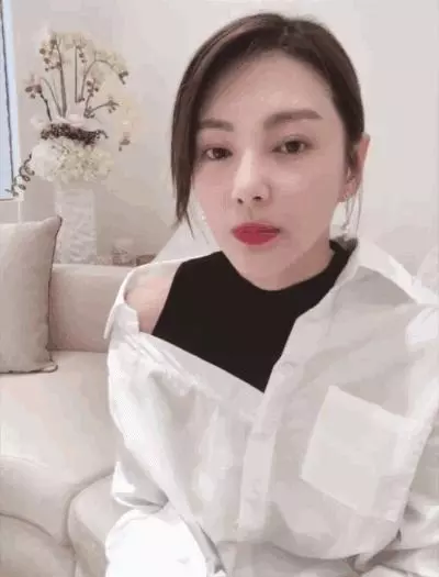網友扒出了張馨予的鑽戒價格,看了一眼我沉默了.....!