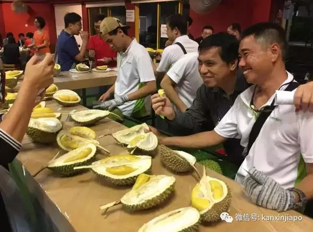 【新加坡】獅城最具人氣榴槤攤大搜羅!那些連名人們都掛保證的榴槤攤!