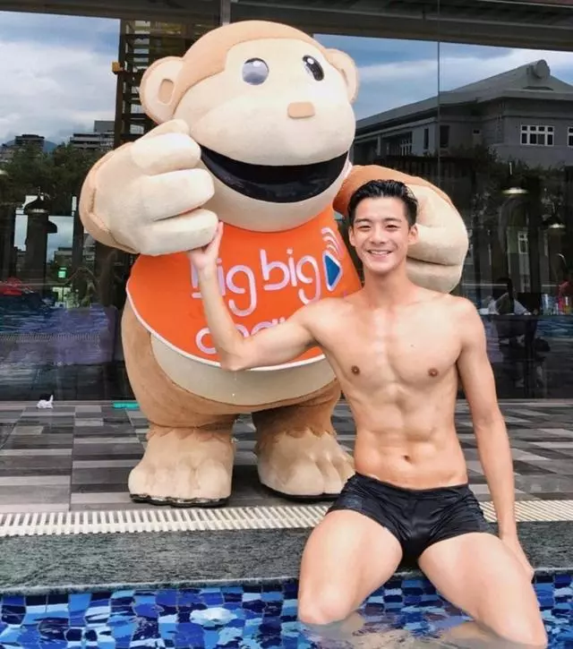 28歲TVB力捧小生余德丞昏迷入ICU急救情況危殆…圈中好友集氣為他加油!