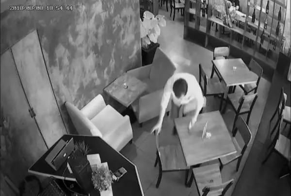 男子餐廳內發酒瘋 亮槍高喊要尋仇