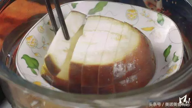 包餃子剩下的餃子皮怎麼辦?寶叔教你巧用餃子皮十分鐘做出美味!