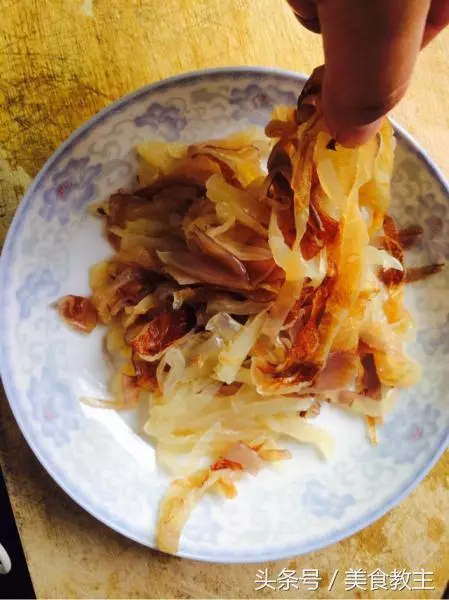 這三樣食材一起拌,爽口開胃有營養,我家隔三差五就做一次,每次都光碟!