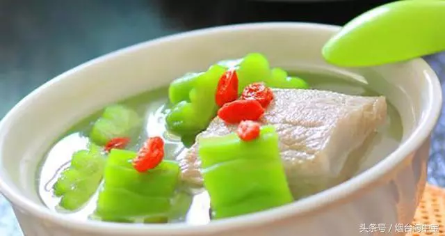 每天一碗蔬菜湯,不放一點肉,好喝又滋補,超級省事,全家老小都喜歡!