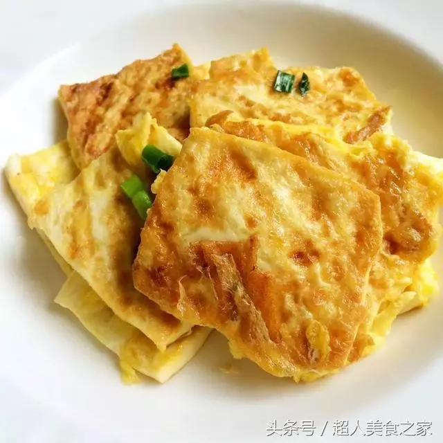 2個雞蛋,一塊豆腐,已經超越了大魚大肉,一般人不會做